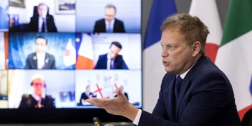 Sekretarz ds. transportu Grant Shapps organizuje spotkanie G7, 30 września 2021 rok, aut. UK Government