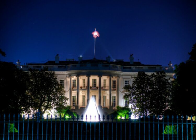 Biały Dom, aut. Nicholas Lin z Flickr