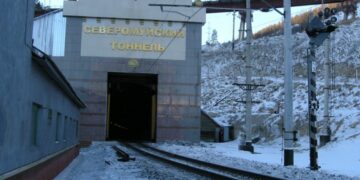 Wjazd do tunelu północnomujskiego fot. wikimedia