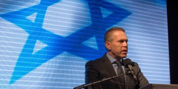 Gilad Erdan fot. Ben Kelmer Nimrod Saunders UK in Isarel