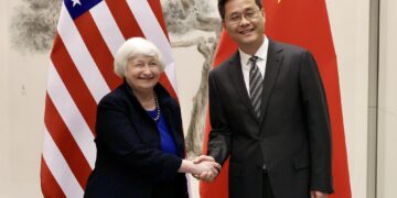 Sekretarz skarbu USA Janet Yellen (z lewej) i ciński minister finansów Lan Fo’an, aut. @SecYellen z platformy X