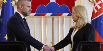 Prezydentka Słowacji Zuzana Čaputova (z prawej) i prezydent-elekt Petr Pellegrini (z lewej), 16 maja 2024 roku, aut. @MSimecka z platformy X