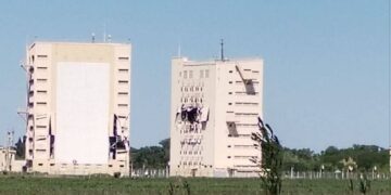 Uszkodzony radar Woroneż pod Armawirem