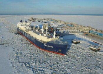 Metanowiec Christophe de Margerie w Sabeccie fot. Novatek