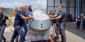 Przejęte elementy dronów Wing Loong 2 fot. włoska służba celna