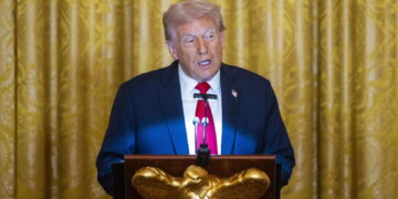 Prezydent Donald Trump, zapowiedział, że Indie odejdą od zakupu rosyjskiej ropy. Fot.: PAP / EPA / Jim Lo Scalzo